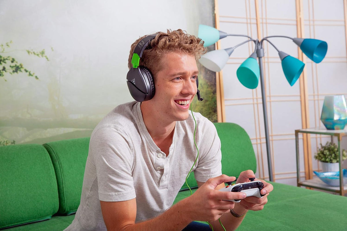 Turtle Beach Recon 70 Wired Multiplatform Gaming Headset for Xbox. PC. PS5 | Xbox Series X|S. Xbox One. PlayStation. PS4. Mobile. Flip-to-Mute Mic. 40mm Speakers. Lightweight. Soft Earpads